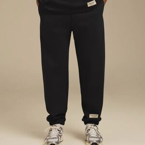 THE GIVING MOVEMENT MENS